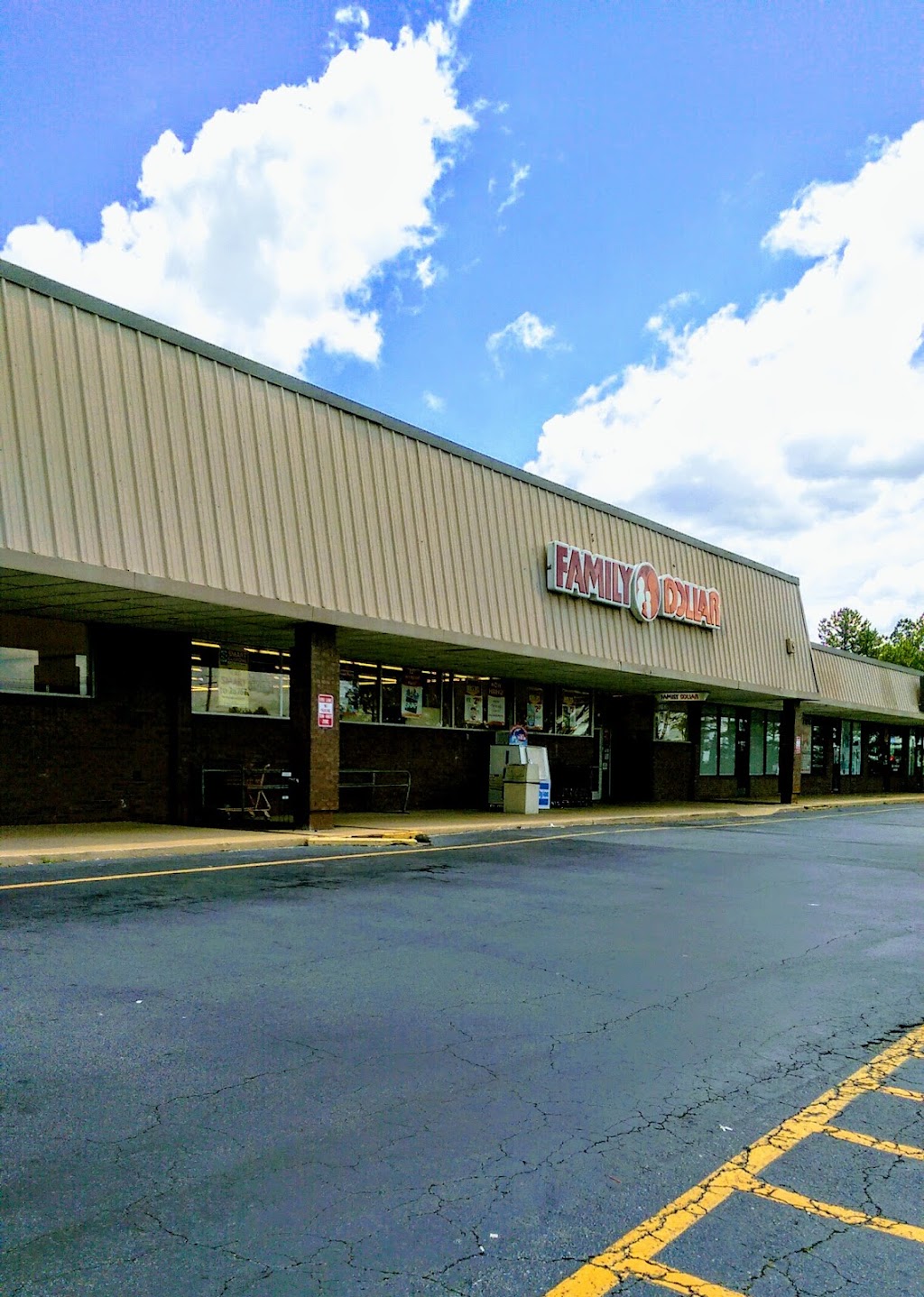 Family Dollar | 3791 S Cobb Dr SE Ste H, Smyrna, GA 30080, USA | Phone: (678) 981-2199