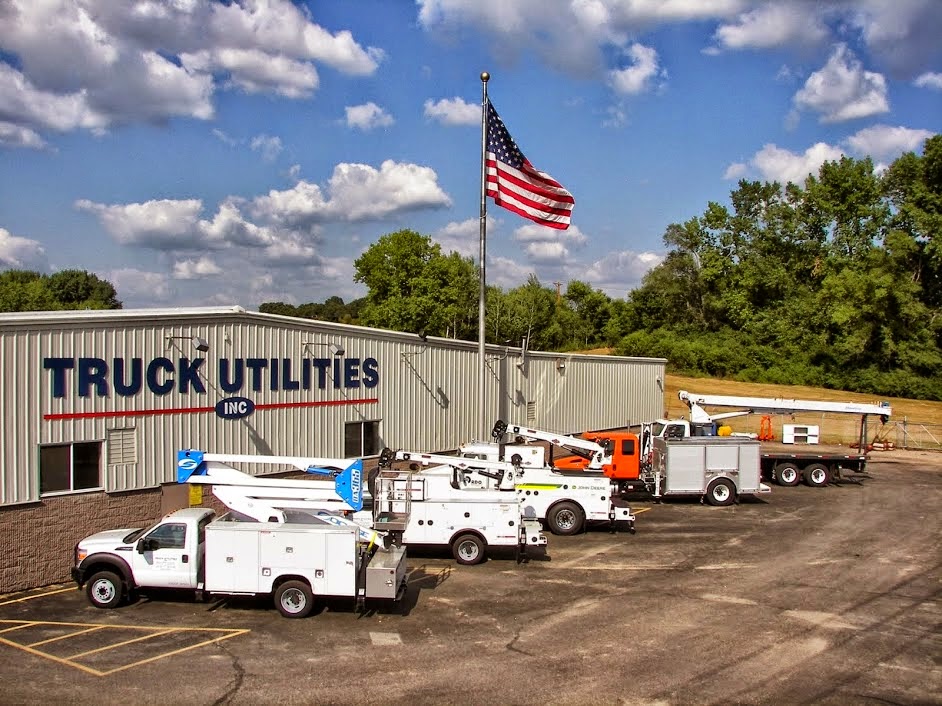 Truck Utilities | 2370 English St, St Paul, MN 55109, USA | Phone: (651) 484-3305