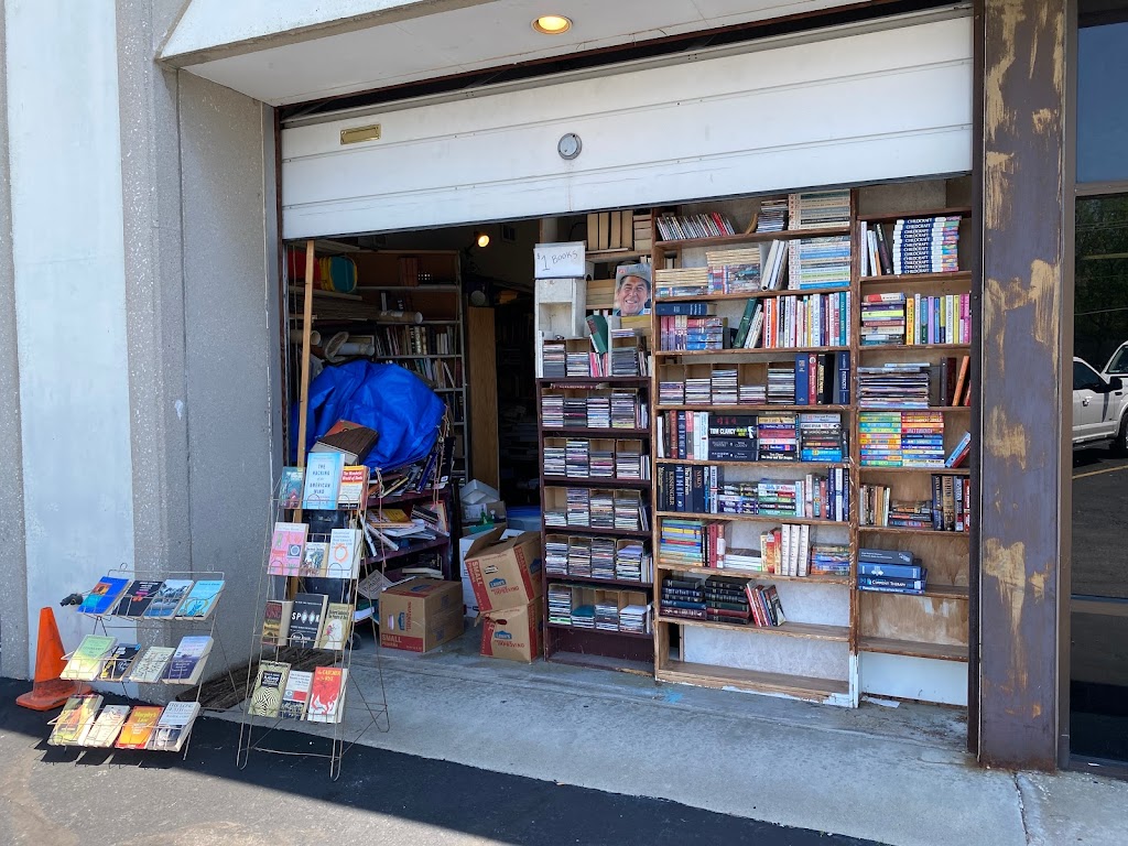 Steels Used Books | 7313 N Oak Trafficway, Gladstone, MO 64118, USA | Phone: (816) 300-2665