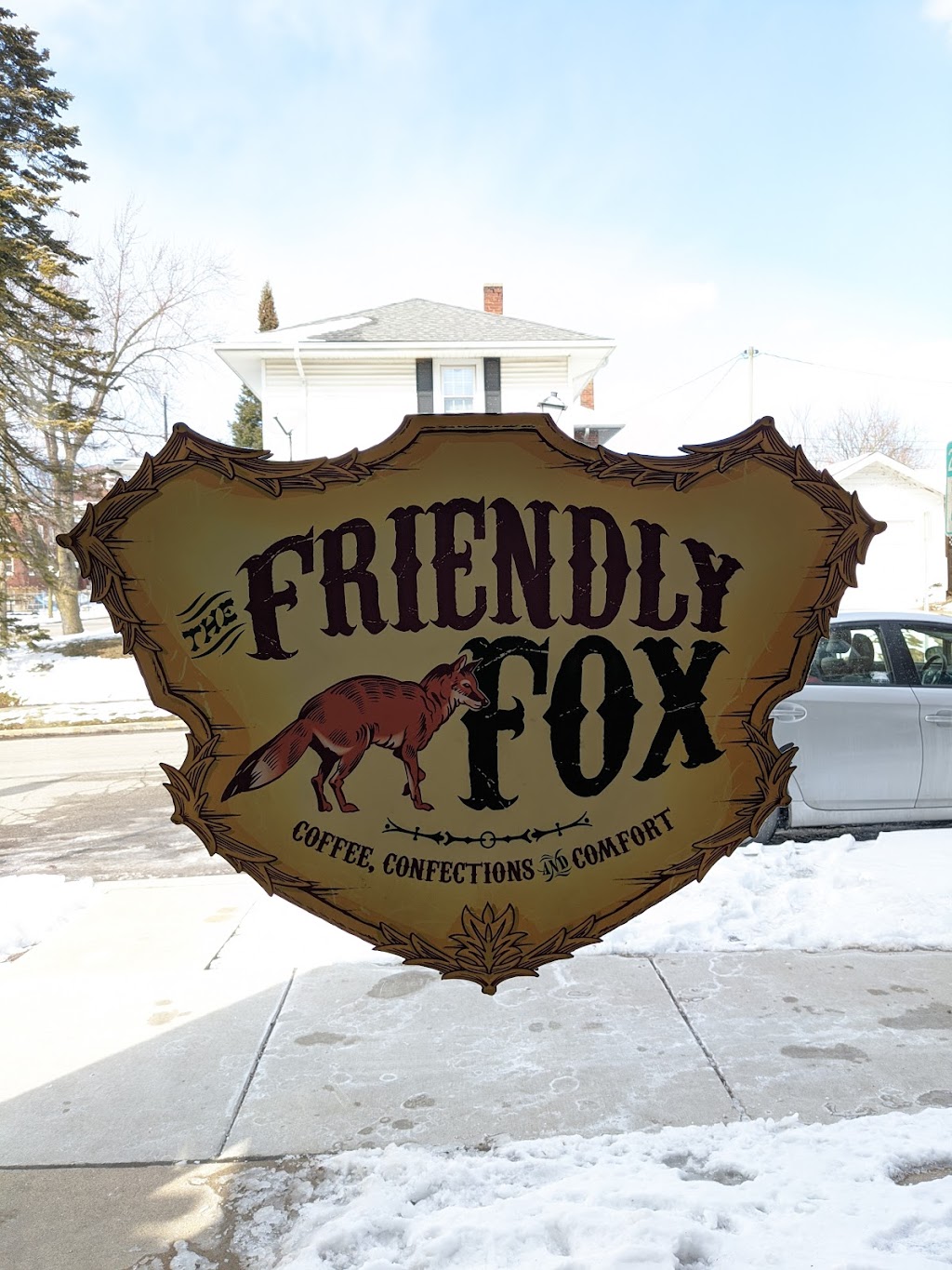 Friendly Fox | 4001 S Wayne Ave, Fort Wayne, IN 46807, USA | Phone: (260) 745-3369