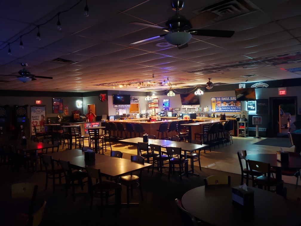 MoonShine Bar and Grill | 2752 75th Ave, Princeton, MN 55371, USA | Phone: (763) 220-5888