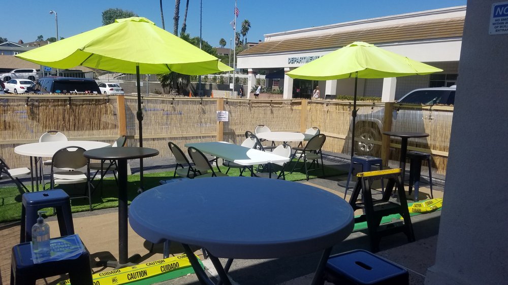 Shorecliffs Bar & Grill | 2727 Via Cascadita ste i, San Clemente, CA 92672 | Phone: (949) 492-1135