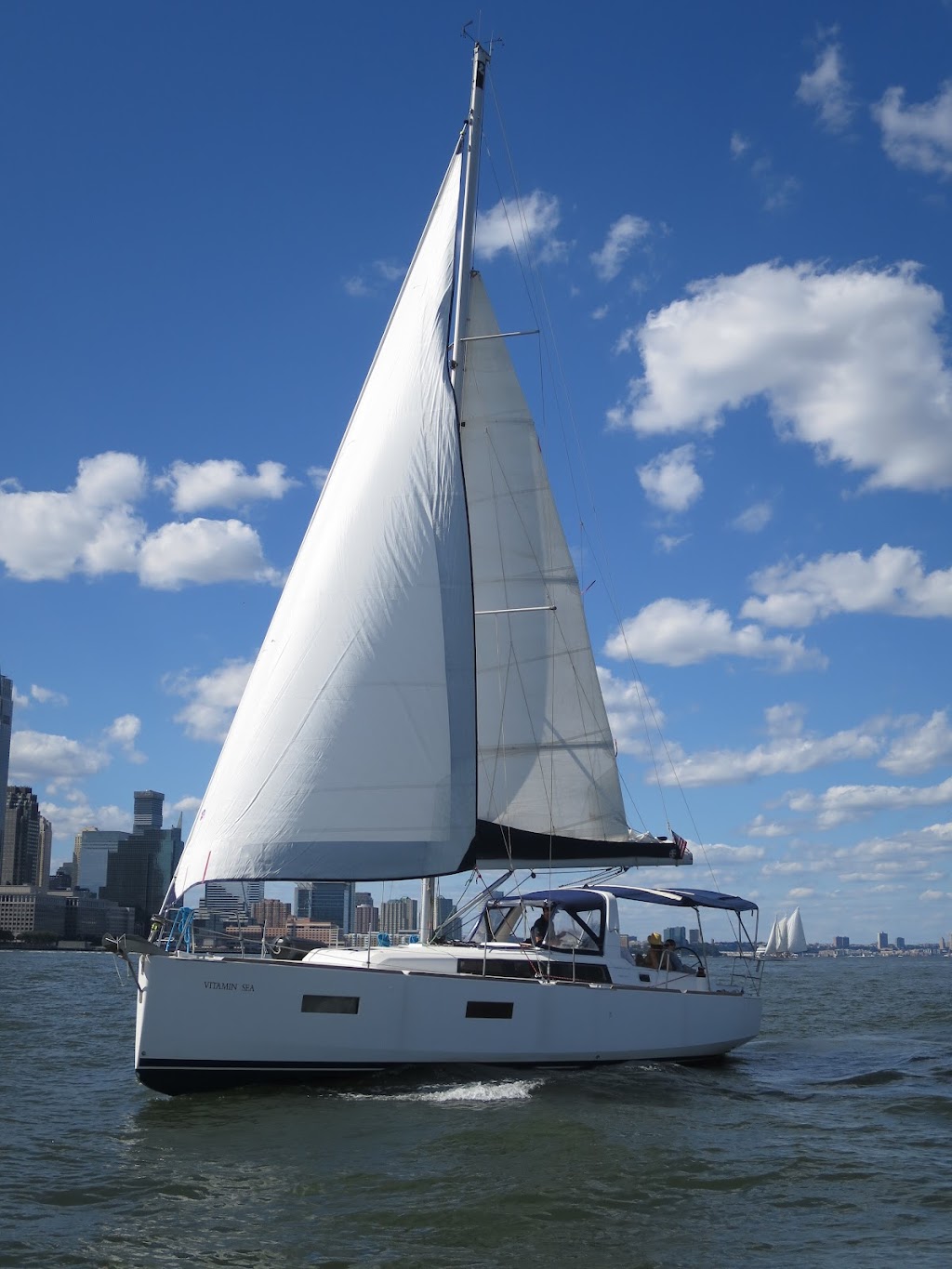 Atlantic Yachting - Tribeca | Pier 25, New York, NY 10013, USA | Phone: (212) 518-4604