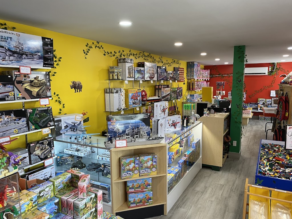 The Toy Jungle of Wesley Chapel | 5888 Grand Oro Ln unit 106, Wesley Chapel, FL 33544, USA | Phone: (813) 538-0719