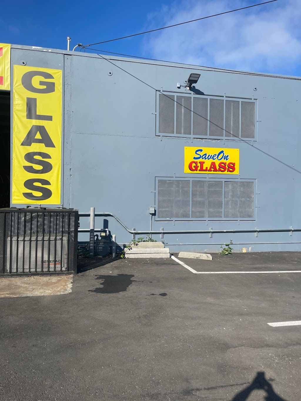 SaveOn Glass & Metal | 750 107th Ave, Oakland, CA 94603 | Phone: (510) 601-7077