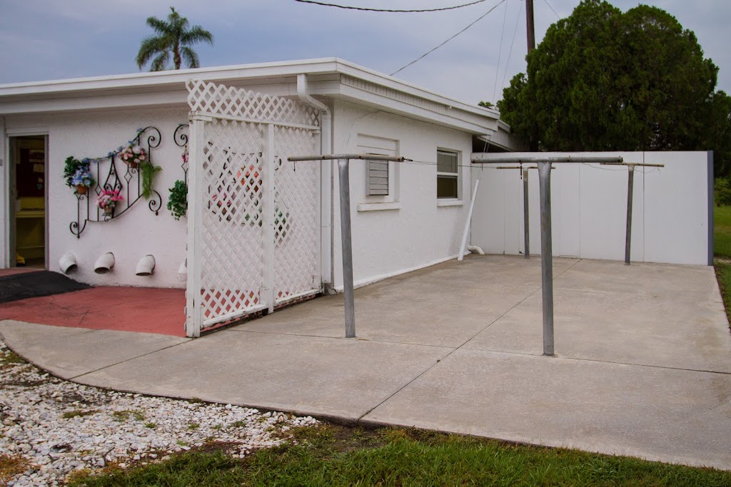 Palm Terrace 55+ Lifestyle Community | 3223 N Lockwood Ridge Rd, Sarasota, FL 34234, USA | Phone: (941) 355-3411