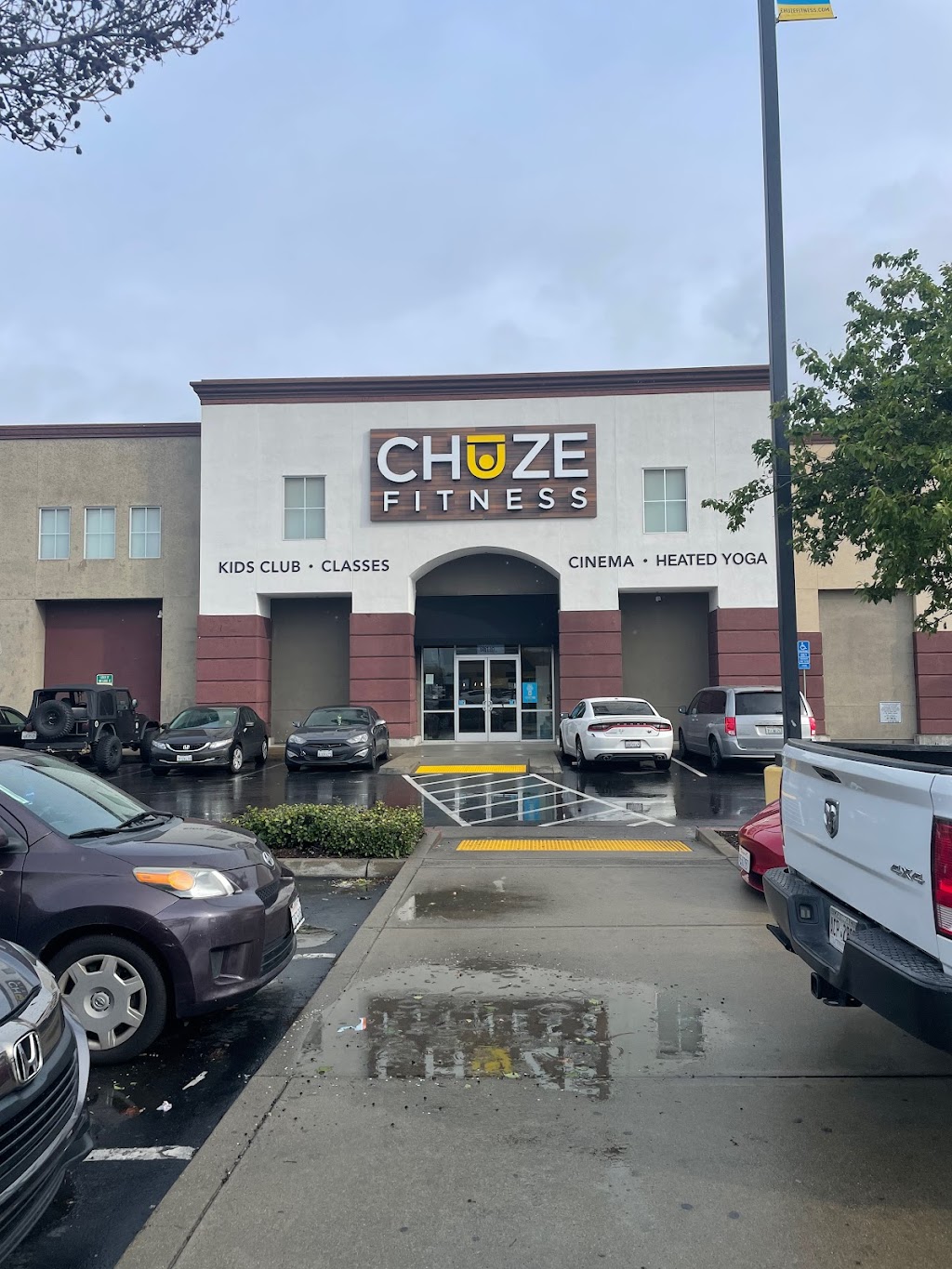 Chuze Fitness | 6061 Florin Rd, Sacramento, CA 95823, USA | Phone: (916) 603-5852