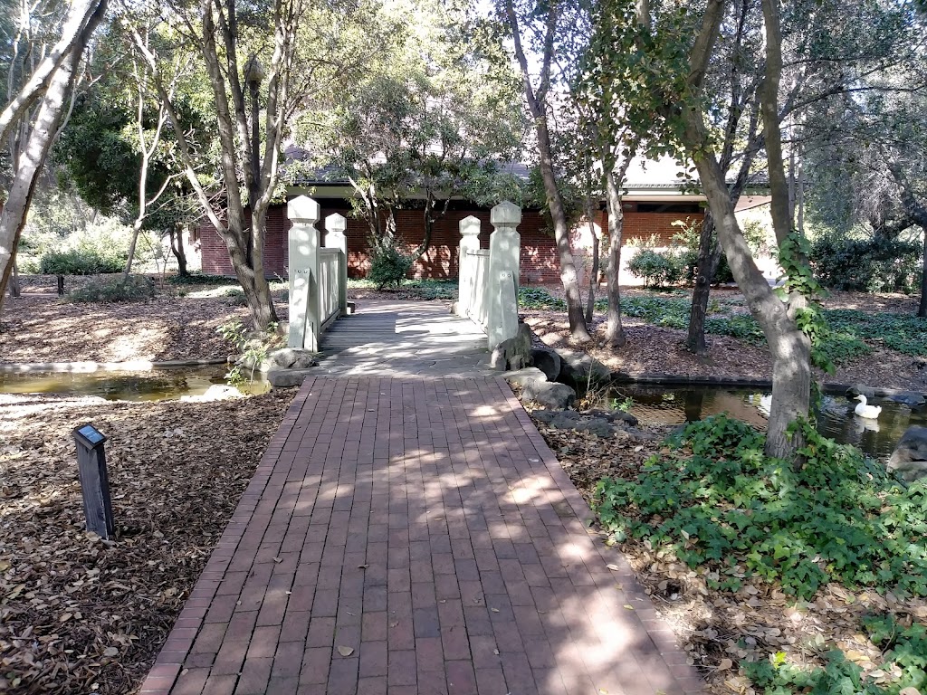 City of Menlo Park City Hall | 701 Laurel St, Menlo Park, CA 94025, USA | Phone: (650) 330-6600