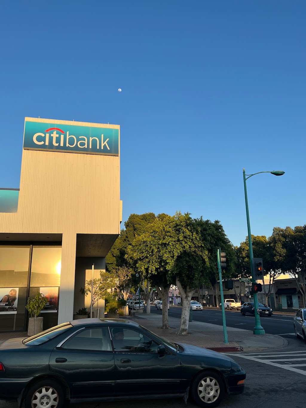 Citi | 9503 Las Tunas Dr, Temple City, CA 91780, USA | Phone: (626) 586-3535