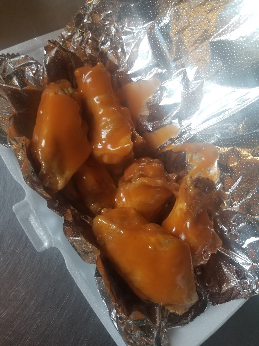 Gioninos Pizzeria | 6982 Tallmadge Rd, Rootstown, OH 44272, USA | Phone: (330) 325-1040