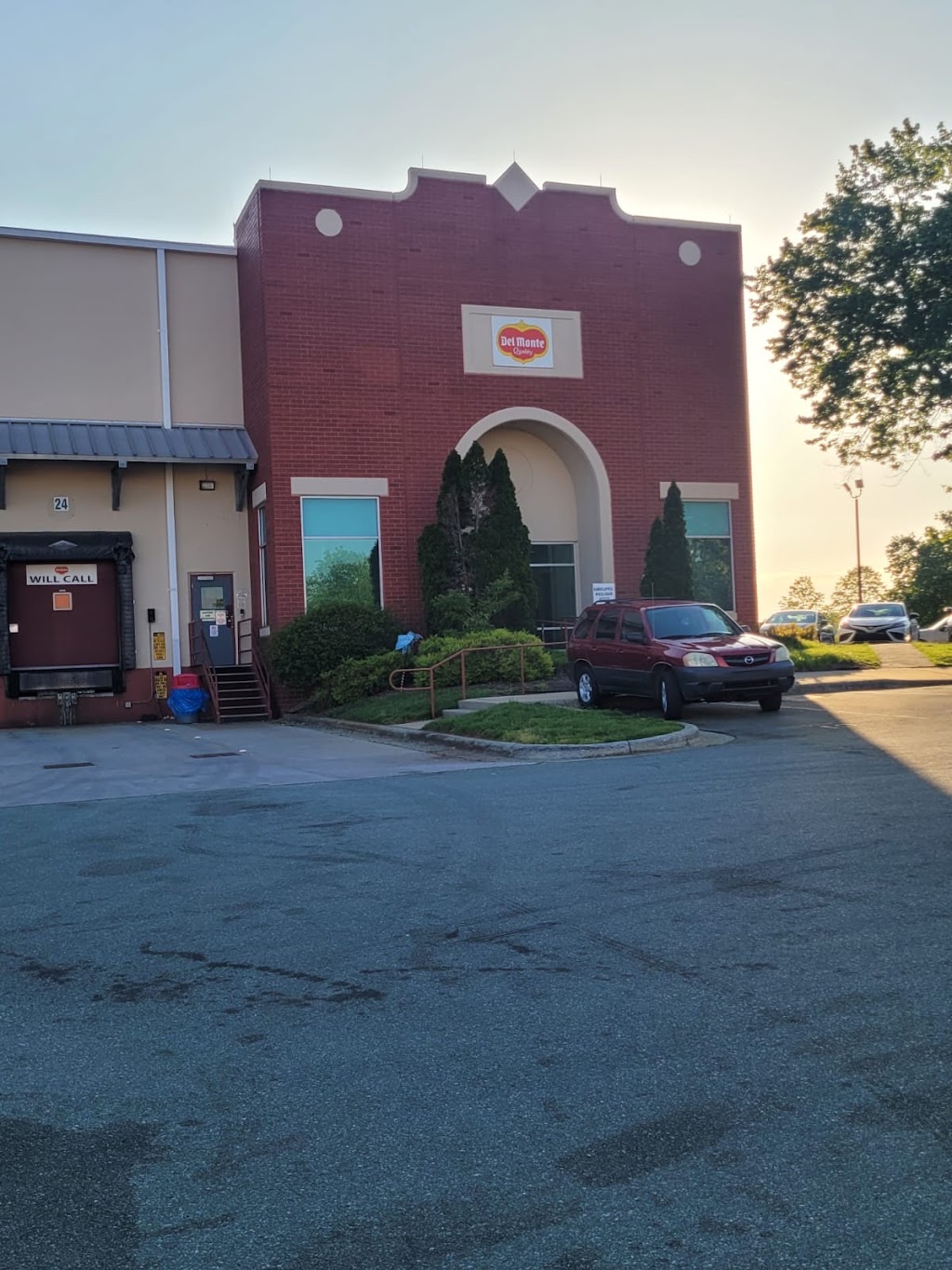 Del Monte Fresh Produce Co - North Carolina | 6532 Judge Adams Rd, Whitsett, NC 27377, USA | Phone: (336) 446-7408