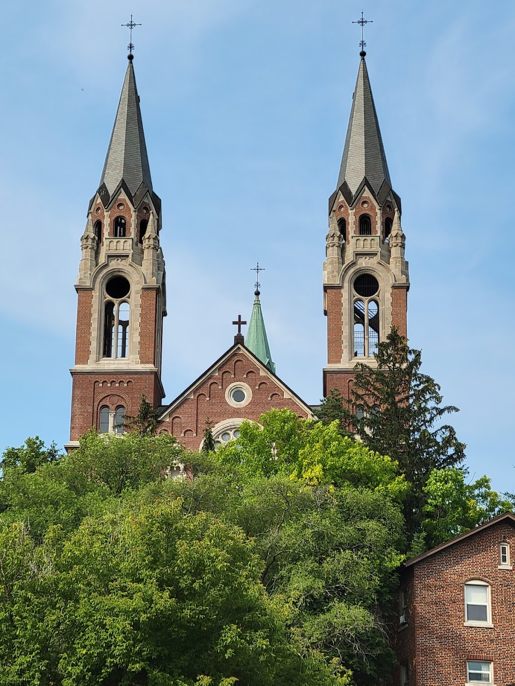 Holy Hill Basilica and National Shrine of Mary | 1525 Carmel Rd, Hubertus, WI 53033, USA | Phone: (262) 628-1838