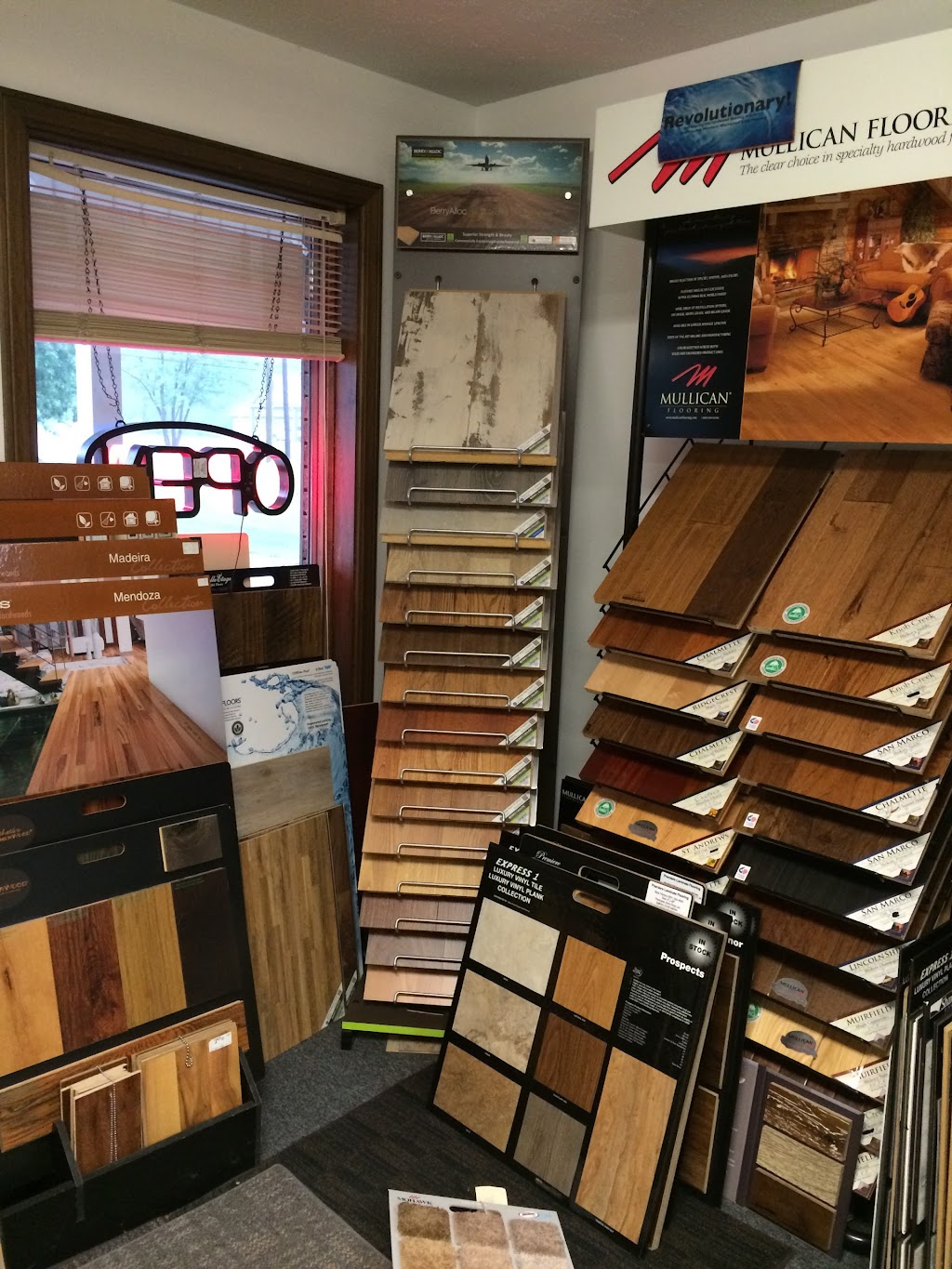 Georgia Carpet & Flooring | 4935 S Prospect St # C, Ravenna, OH 44266, USA | Phone: (330) 296-1980