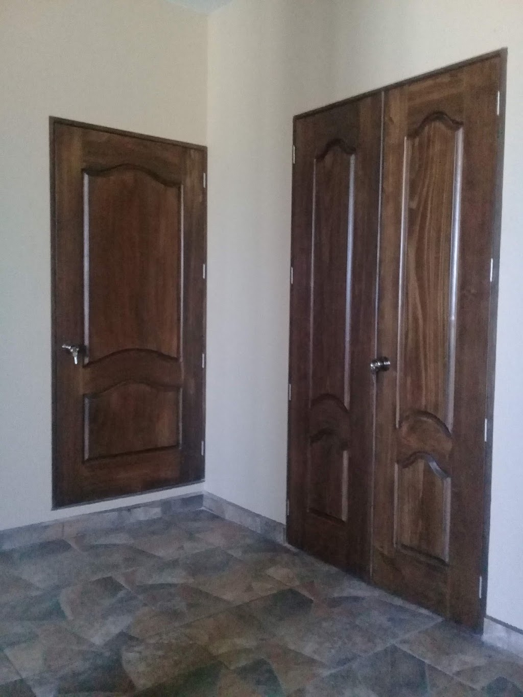 Muebles Rusticos y Coloniales de Taxco Guerrero | 22710 Rosarito, Baja California, Mexico | Phone: 762 625 3526