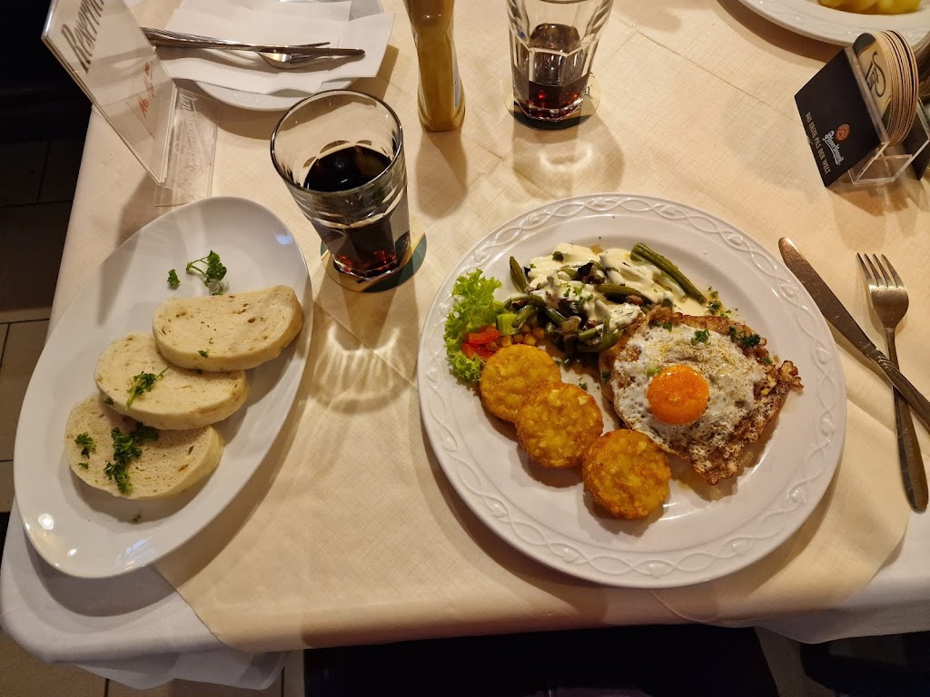 Prager Hopfenstube | Karl-Marx-Allee 127, 10243 Berlin, Germany | Phone: 030 4267367