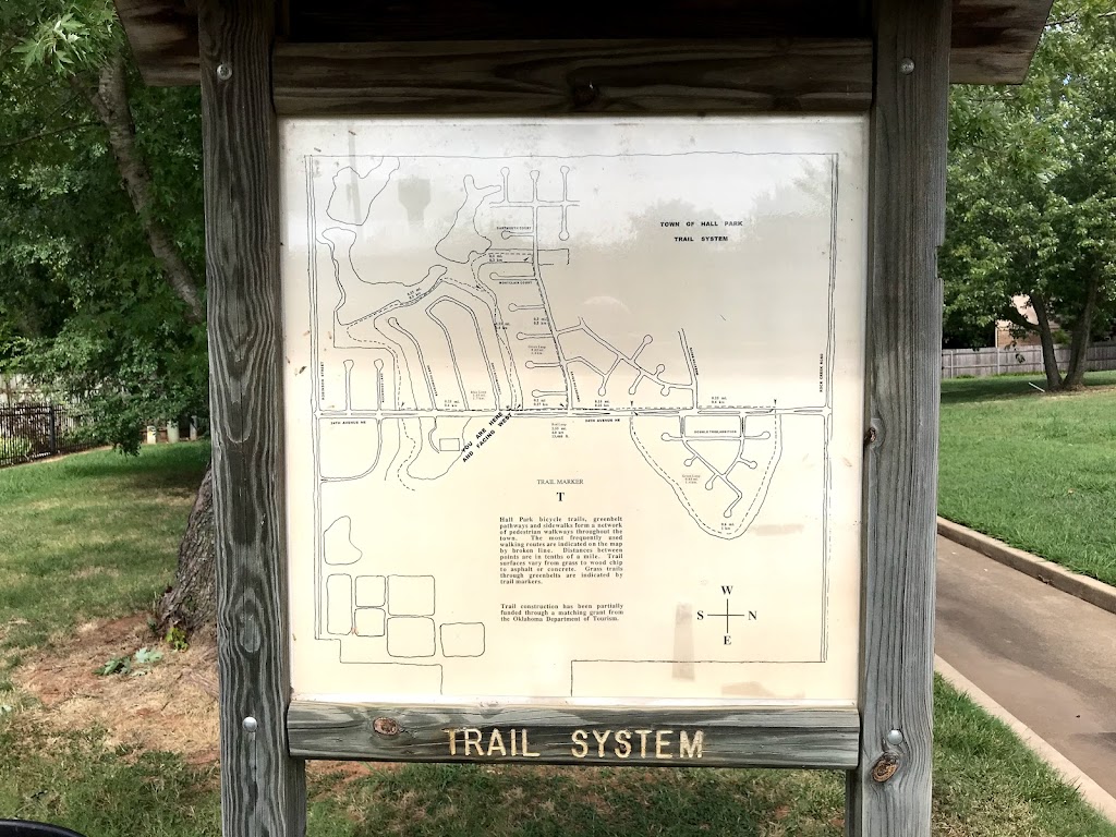 Hall Park Trails | 2337 Rockwood Ln, Norman, OK 73071, USA | Phone: (405) 366-5472