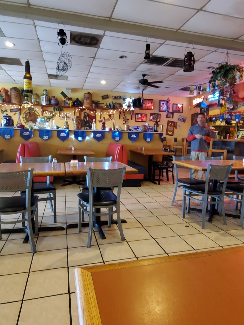 Los Amigos | 4111 Fairmont Pkwy, Pasadena, TX 77504, USA | Phone: (281) 998-8825