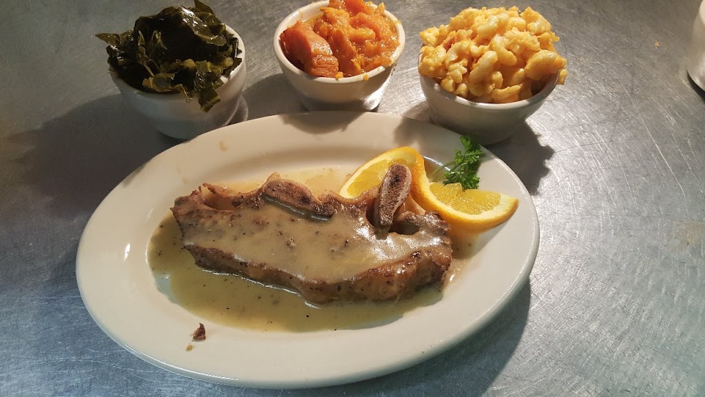 Gina’s Soulfood | 18000 E 9 Mile Rd, Eastpointe, MI 48021, USA | Phone: (586) 859-7252