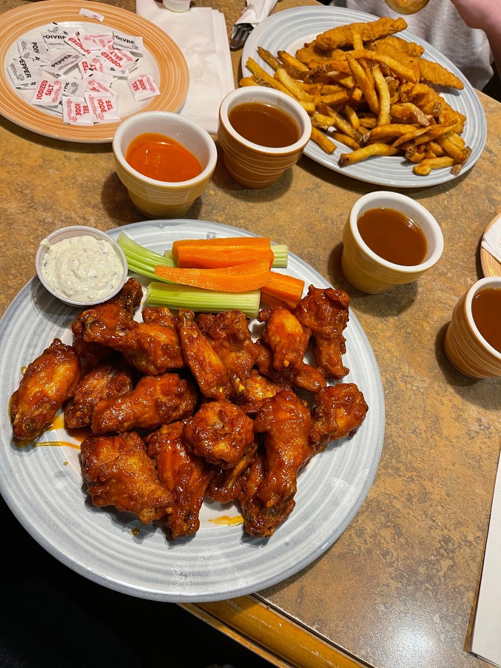 Swiss Chalet | 3770 Montrose Rd, Niagara Falls, ON L2H 3K3, Canada | Phone: (905) 354-9660