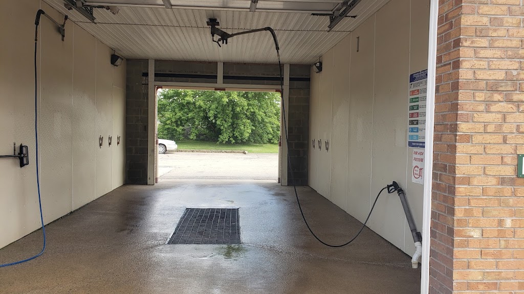 Thomsons Choo Choo Car Wash | 19076 Northville Rd, Northville, MI 48168, USA | Phone: (248) 234-1528