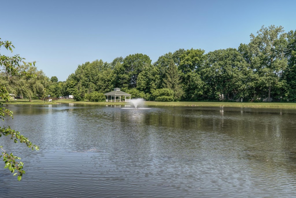 Belle Villa Lake | 955 Sumpter Rd, Belleville, MI 48111, USA | Phone: (734) 699-2233