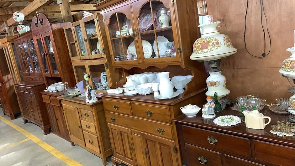 S & A Furniture | 216 E 2nd St, Perryville, KY 40468, USA | Phone: (270) 692-4400
