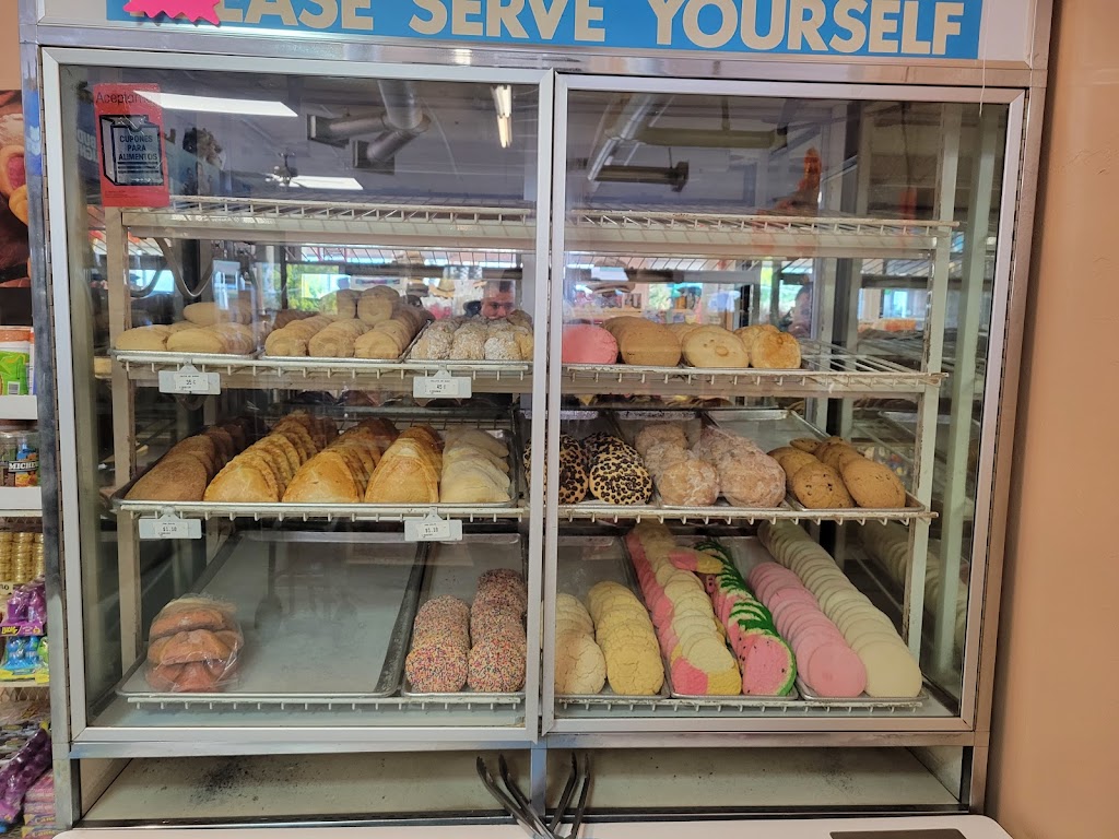 Panaderia Lupita | 490 N Adams St, Dixon, CA 95620, USA | Phone: (707) 678-0406