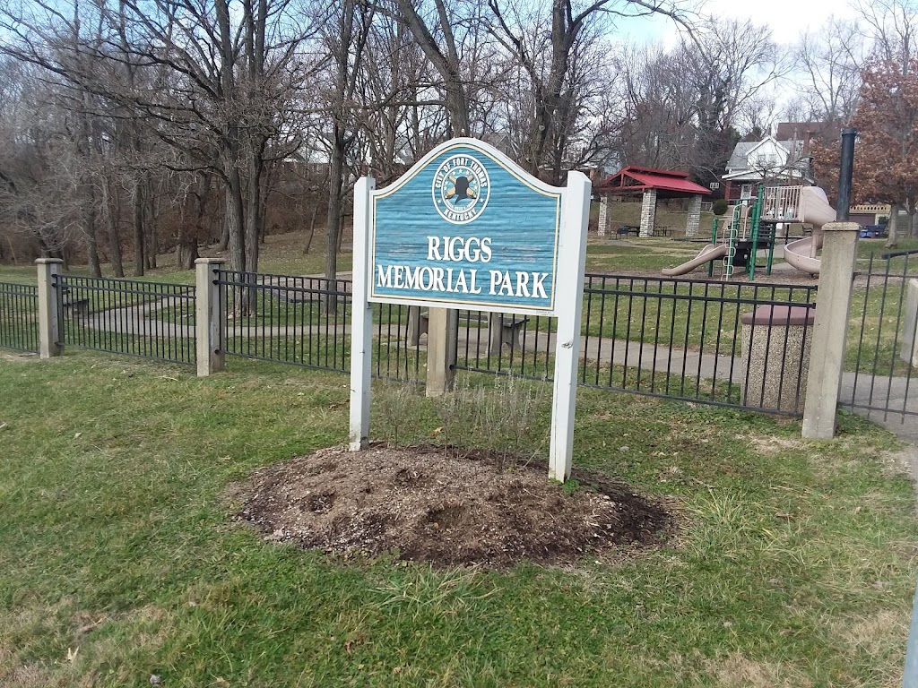 Riggs Memorial Park | 2000 Memorial Pkwy, Fort Thomas, KY 41075, USA | Phone: (859) 781-1700