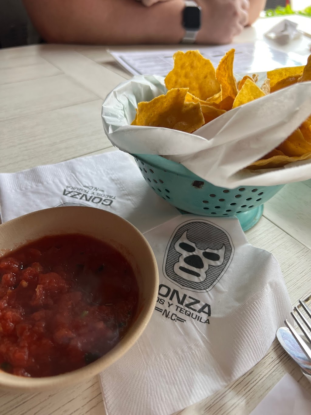 Gonza Tacos Y Tequila | 7713 Lead Mine Rd #39, Raleigh, NC 27615, USA | Phone: (919) 846-5478