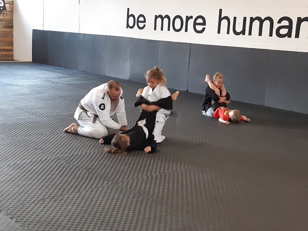 Academia Brazilian Jiu Jitsu | 4696 Christie Dr Unit #4, Beamsville, ON L0R 1B5, Canada | Phone: (905) 730-5945