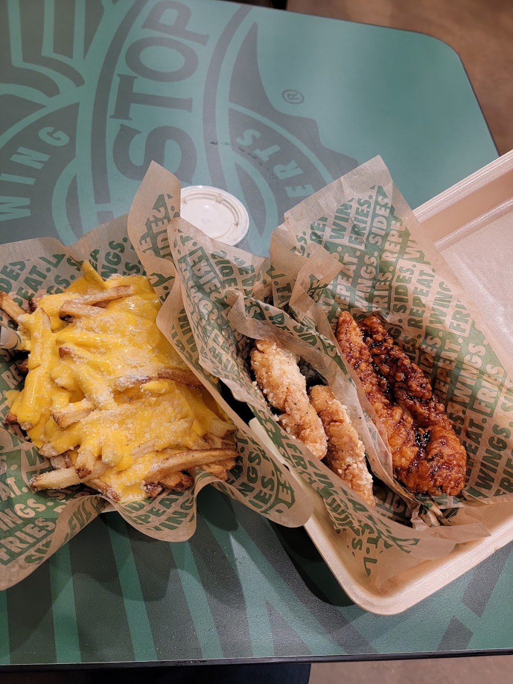 Wingstop | 11683 Cherry Ave, Fontana, CA 92337, USA | Phone: (909) 637-2100