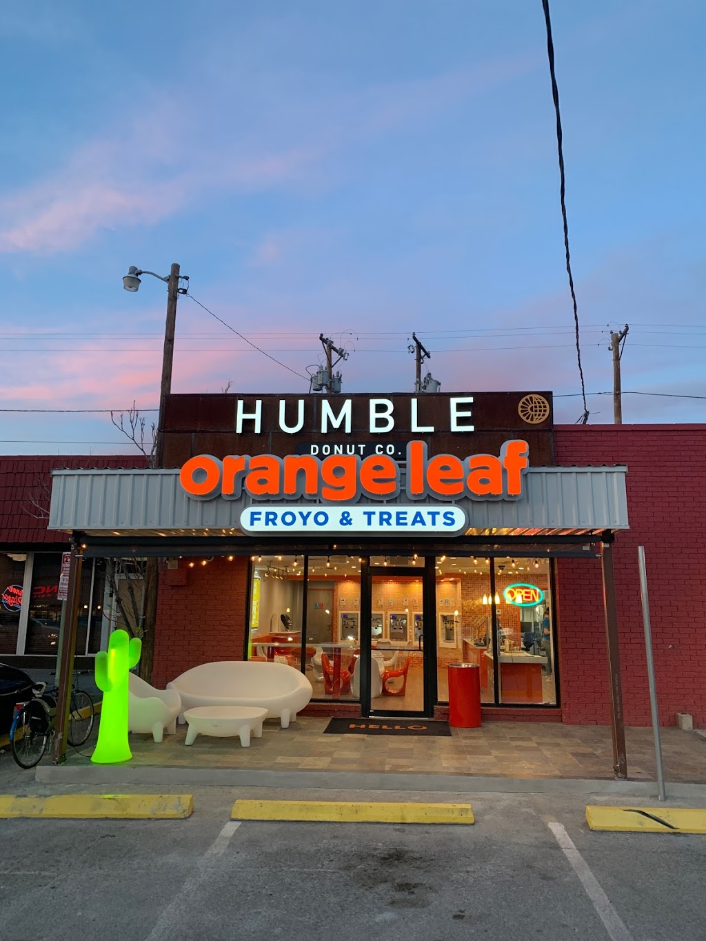 Humble Donut Co. at KERN | 2604 N Mesa St, El Paso, TX 79902, USA | Phone: (915) 491-8230