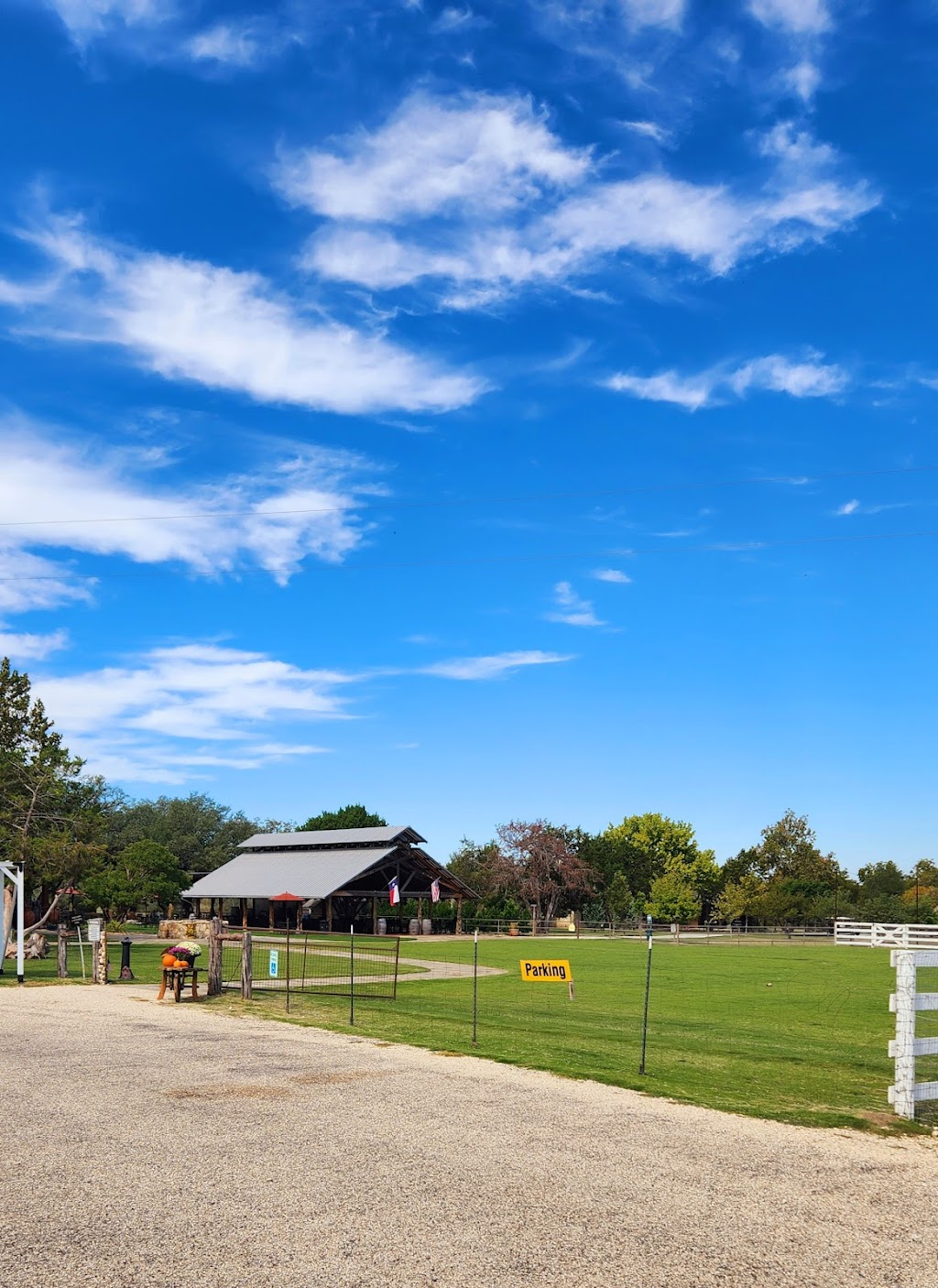 Singing Water Vineyards | 316 Mill Dam Rd, Comfort, TX 78013, USA | Phone: (830) 457-9006