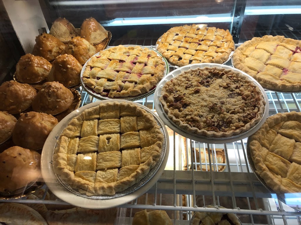 The Village Bake Shoppe | 417 Center St, Lewiston, NY 14092, USA | Phone: (716) 754-2300