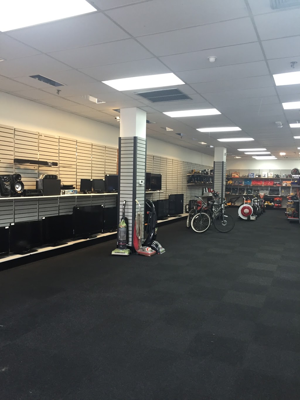 Superior Outlet and Pawn Shop | 4711 Nine Mile Rd, Richmond, VA 23223 | Phone: (804) 303-9015