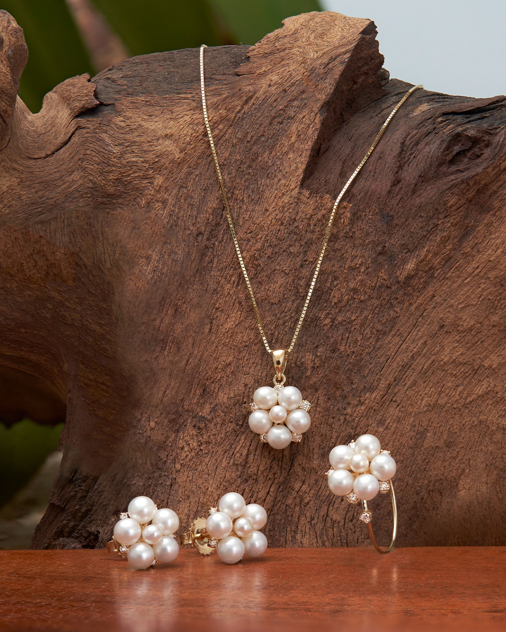 Pick A Pearl by Maui Divers Jewelry | 11 Arizona Memorial Dr, Honolulu, HI 96818 | Phone: (808) 422-2729