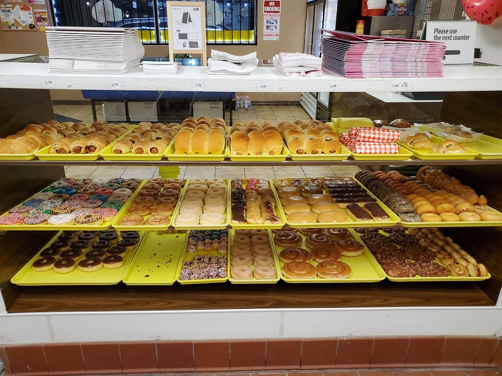 Beckley Donuts | 2319 S Beckley Ave, Dallas, TX 75224, USA | Phone: (214) 946-2158