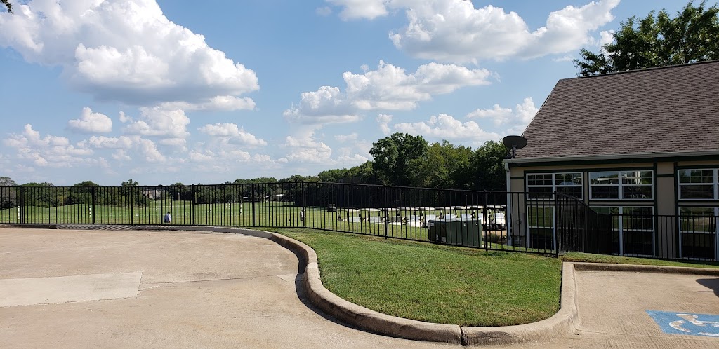 Buffalo Creek Golf Club | 624 Country Club Dr, Rockwall, TX 75032, USA | Phone: (972) 771-4003