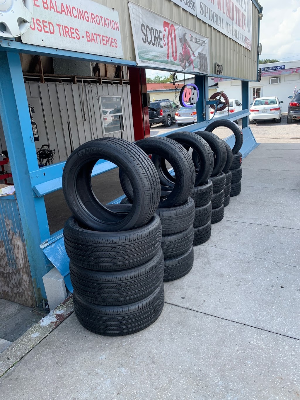 Go Used Tires New&Used Tires | 220 W Carroll St, Kissimmee, FL 34741, USA | Phone: (407) 285-0805