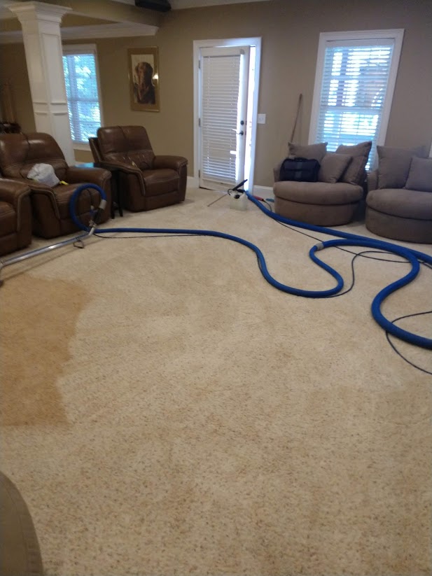 Diversified Cleaning Systems | 300 Dividend Dr Suites B&C, Peachtree City, GA 30269, USA | Phone: (770) 487-3775