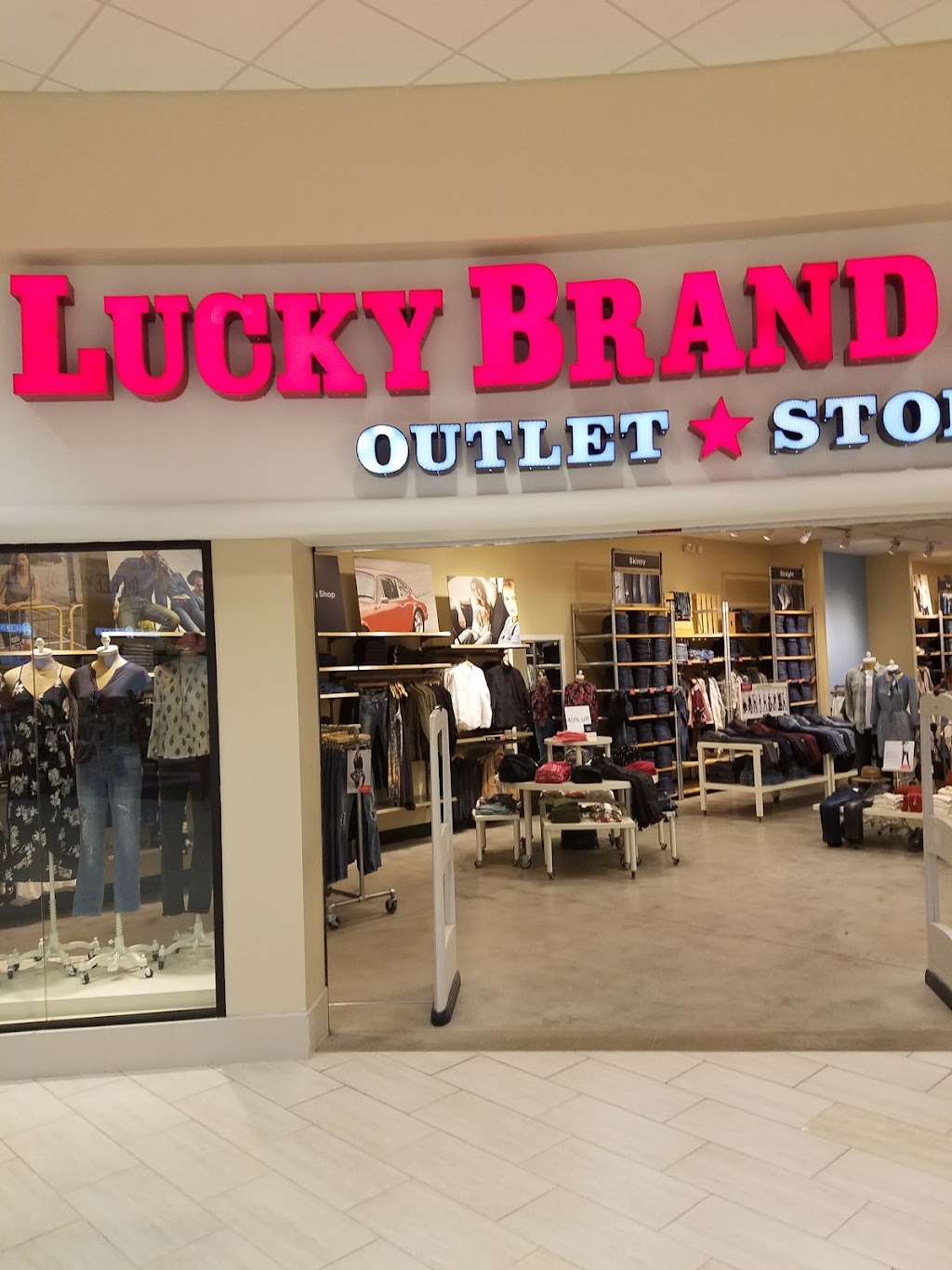 Lucky Brand | 2700 FL-16 #301, St. Augustine, FL 32092, USA | Phone: (904) 819-9909