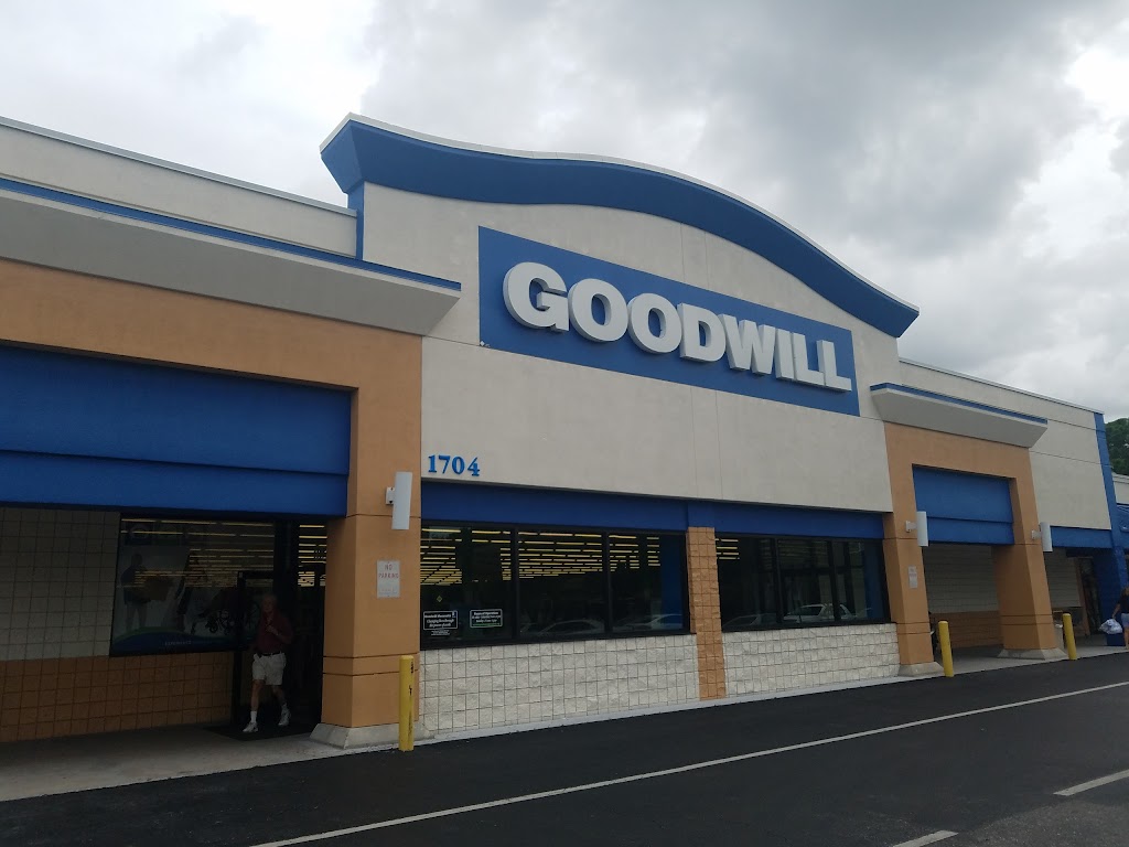 Goodwill Manasota - Retail Store & Donation Center | 1704 N Honore Ave, Sarasota, FL 34235, USA | Phone: (941) 487-3561