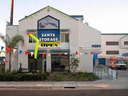 Santa Storage | 11284 Westminster Ave, Garden Grove, CA 92843, USA | Phone: (657) 245-4248