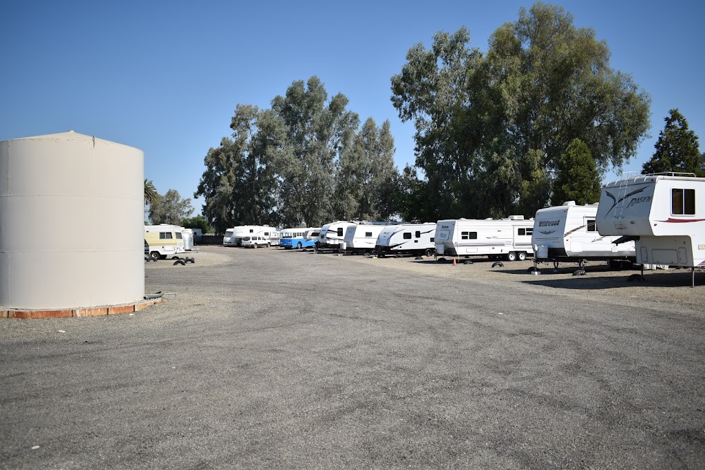 Kingsburg RV Storage | 39324 Rd 12, Kingsburg, CA 93631, USA | Phone: (559) 897-8878