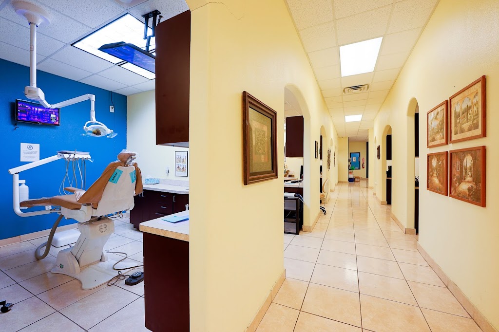 Crown Dental | 2729 S Lancaster Rd, Dallas, TX 75216, USA | Phone: (214) 371-3131