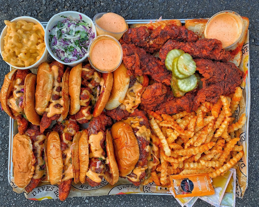 Daves Hot Chicken | 465 N Fairfax Ave, Los Angeles, CA 90036, USA | Phone: (323) 413-2322