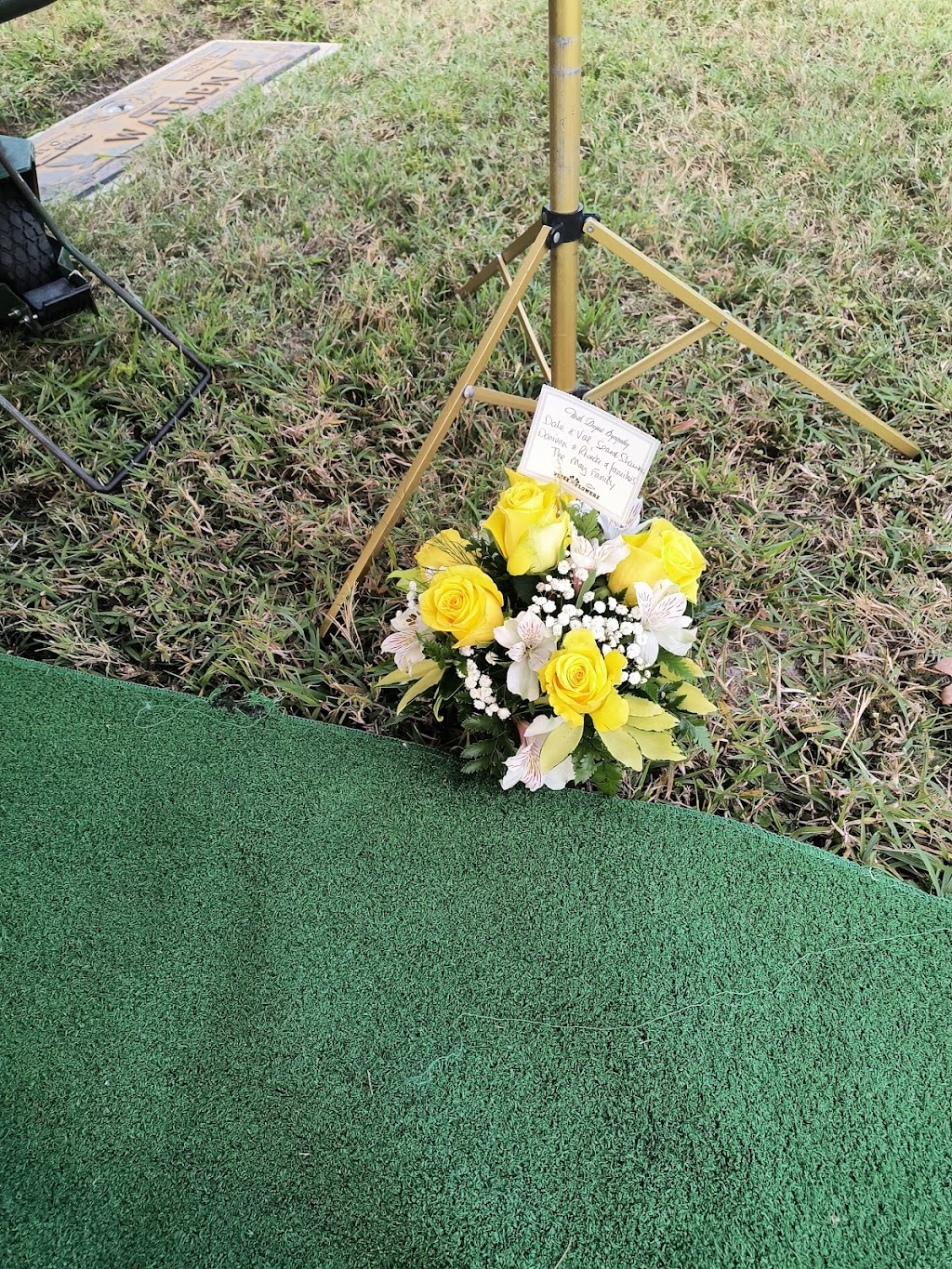 Tides "most excellent" Flowers | 13303 US-19, Hudson, FL 34667, USA | Phone: (727) 868-6264