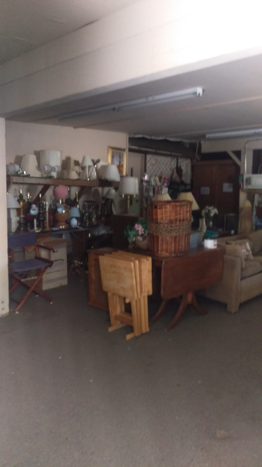 Senior Citizens Thrift Store | 1013 W Big Bear Blvd, Big Bear, CA 92314, USA | Phone: (909) 585-0131