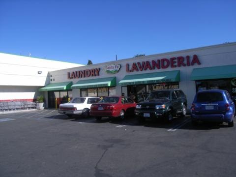 Santa Fe Lavanderia | 6816 De Soto Ave, Canoga Park, CA 91303, USA | Phone: (818) 227-5600