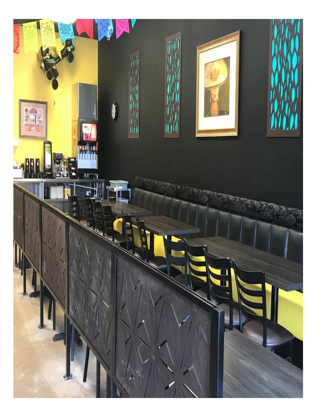 Sylvias Off The Grill | 1855 W Deer Valley Rd Ste 104, Phoenix, AZ 85027, USA | Phone: (623) 230-3105